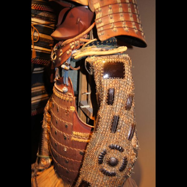 A Brown-Lacquered Armor<br><span class="small">茶色素掛威具足</span> - Image 4