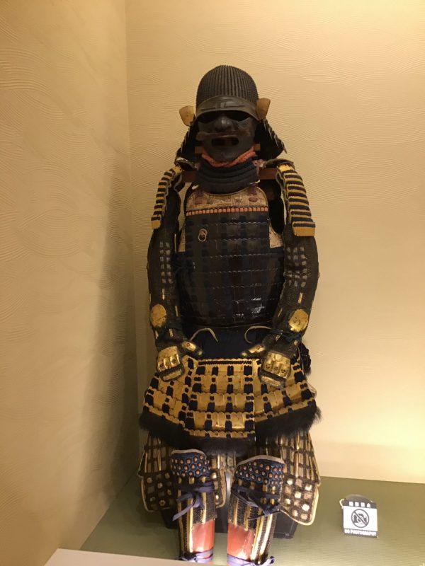 <span style="color: #000000;">Antique Mid Edo Period Samurai Armor Yoroi with</span><strong><span style="color: #ff0000;">Tokubetsu Kicho Shiryo</span></strong><span style="color: #000000;"> Certificate</span>