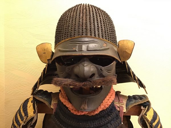 <span style="color: #000000;">Antique Mid Edo Period Samurai Armor Yoroi with</span><strong><span style="color: #ff0000;">Tokubetsu Kicho Shiryo</span></strong><span style="color: #000000;"> Certificate</span> - Image 4
