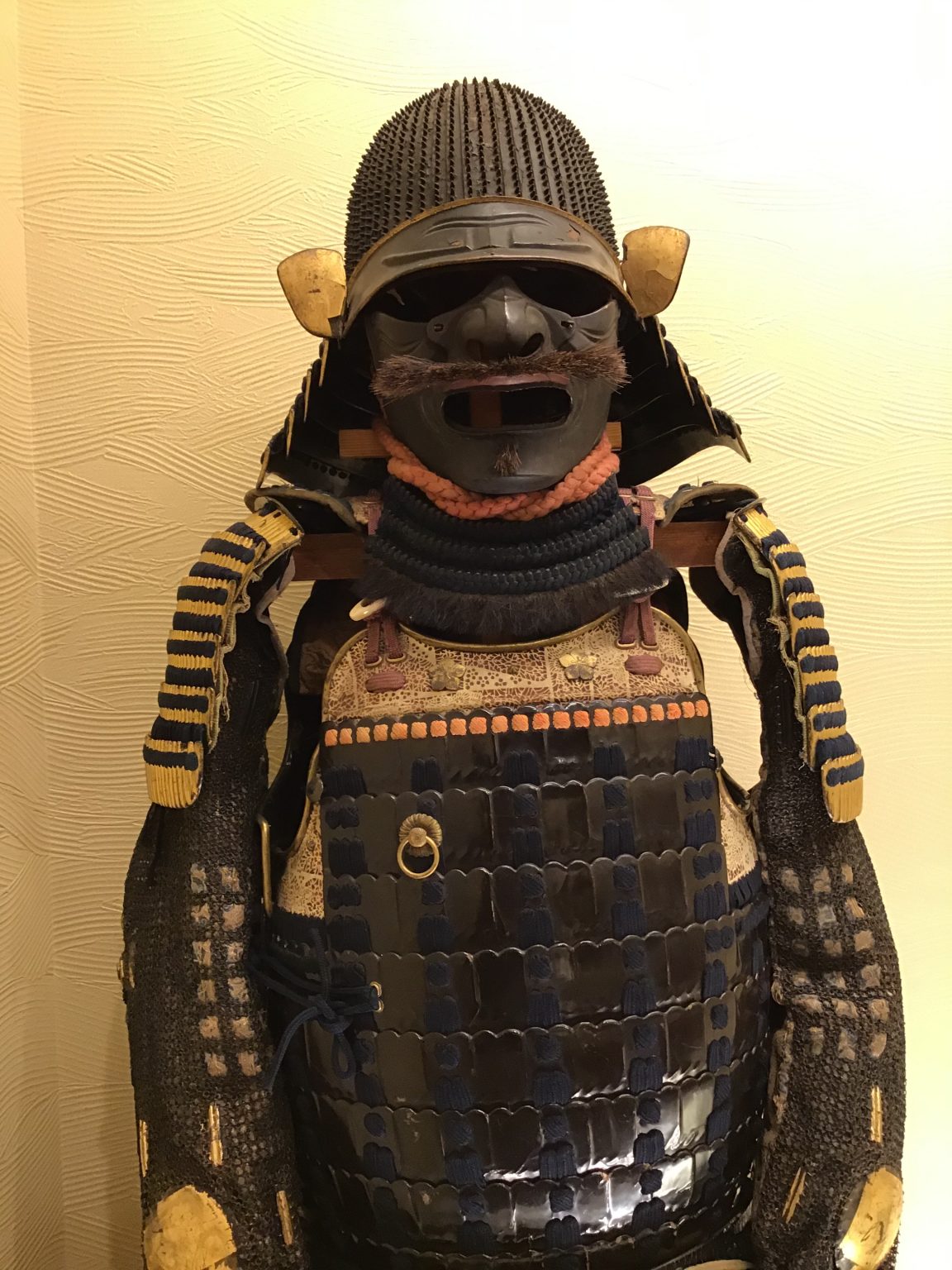 Antique Edo Period Samurai Armor with Tokubetsu Kicho Shiryo