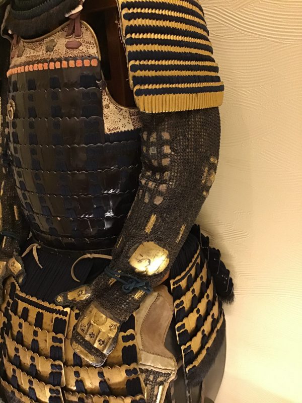 <span style="color: #000000;">Antique Mid Edo Period Samurai Armor Yoroi with</span><strong><span style="color: #ff0000;">Tokubetsu Kicho Shiryo</span></strong><span style="color: #000000;"> Certificate</span> - Image 13