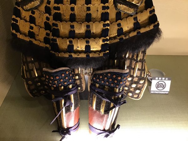 <span style="color: #000000;">Antique Mid Edo Period Samurai Armor Yoroi with</span><strong><span style="color: #ff0000;">Tokubetsu Kicho Shiryo</span></strong><span style="color: #000000;"> Certificate</span> - Image 12