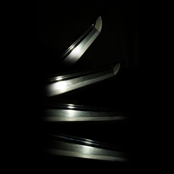 Antique Japanese Sword Katana Signed by Shigemune <br> NBTHK<span style="color: #ff0000;"><strong> Tokubetsu Hozon</strong> </span>Certificate - Image 4