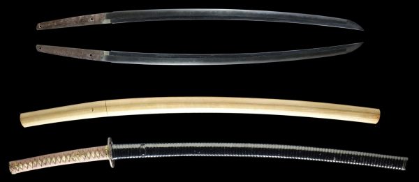 Antique Japanese Sword Katana Signed by Katsuie <br> NBTHK<span style="color: #ff0000;"><strong> Tokubetsu Hozon</strong> </span>Certificate - Image 7
