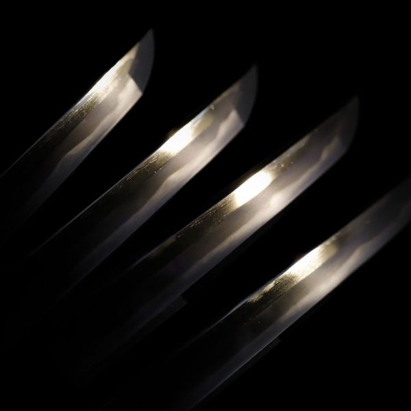 Antique Japanese Sword Katana Signed by Kunitsugu<br> NBTHK<span style="color: #ff0000;"><strong> Tokubetsu Hozon</strong> </span>Certificate - Image 4