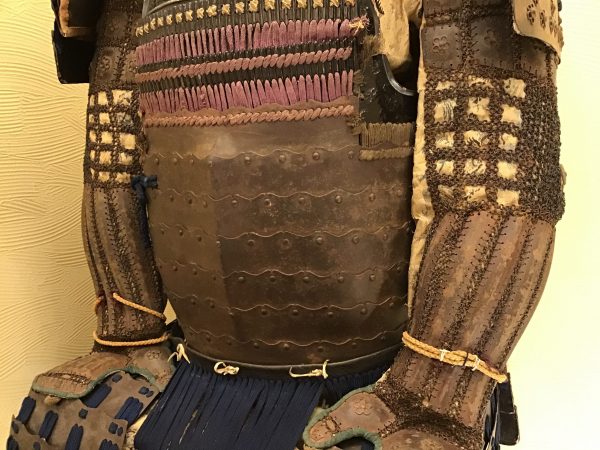 <span style="color: #000000;">Antique Mid Edo Period Samurai Armor Tetsu Sabiji Yoroi with </span><strong><span style="color: #ff0000;">Tokubetsu Kicho Shiryo</span></strong><span style="color: #000000;"> Certificate</span> - Image 5