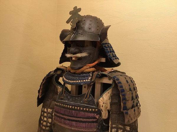 <span style="color: #000000;">Antique Mid Edo Period Samurai Armor Tetsu Sabiji Yoroi with </span><strong><span style="color: #ff0000;">Tokubetsu Kicho Shiryo</span></strong><span style="color: #000000;"> Certificate</span> - Image 2