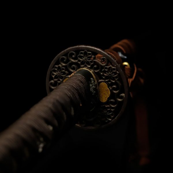 Antique Japanese Sword Katana <br>Unsigned Kashu Katsuie<br>NBTHK <span style="color: #ff0000;">Hozon</span> Certificate - Image 10