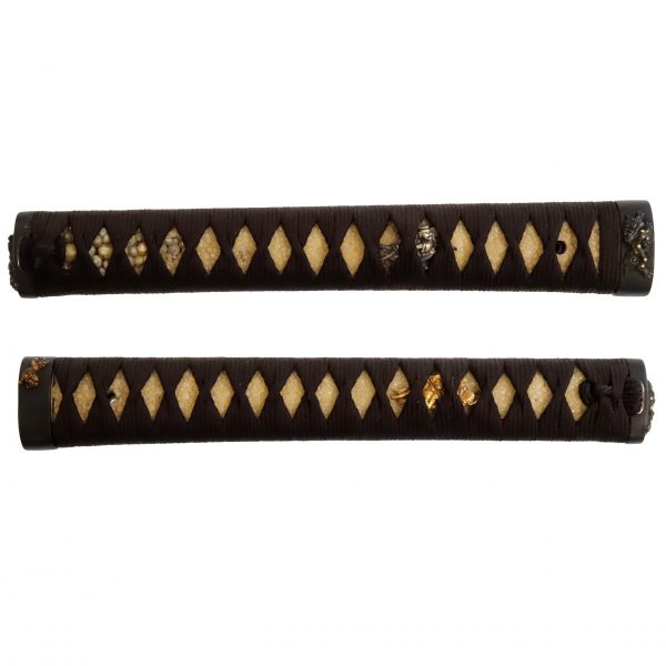 Antique Japanese Sword Katana <br>Unsigned Kashu Katsuie<br>NBTHK <span style="color: #ff0000;">Hozon</span> Certificate - Image 14