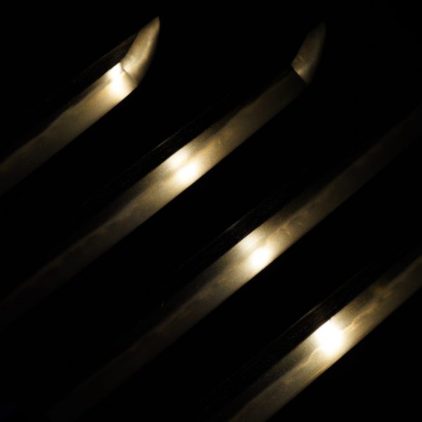 Antique Japanese Sword Katana Signed by the third-gen Yasutsugu<br> NBTHK<span style="color: #ff0000;"><strong> Tokubetsu Hozon</strong> </span>Certificate - Image 5