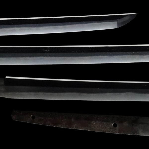 Antique Japanese Sword Katana Signed by the third-gen Yasutsugu<br> NBTHK<span style="color: #ff0000;"><strong> Tokubetsu Hozon</strong> </span>Certificate - Image 3