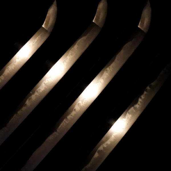 Antique Japanese Sword Katana Signed by Yasutsuna<br> NBTHK <span style="color: #ff0000;">Hozon </span>Certificate - Image 5