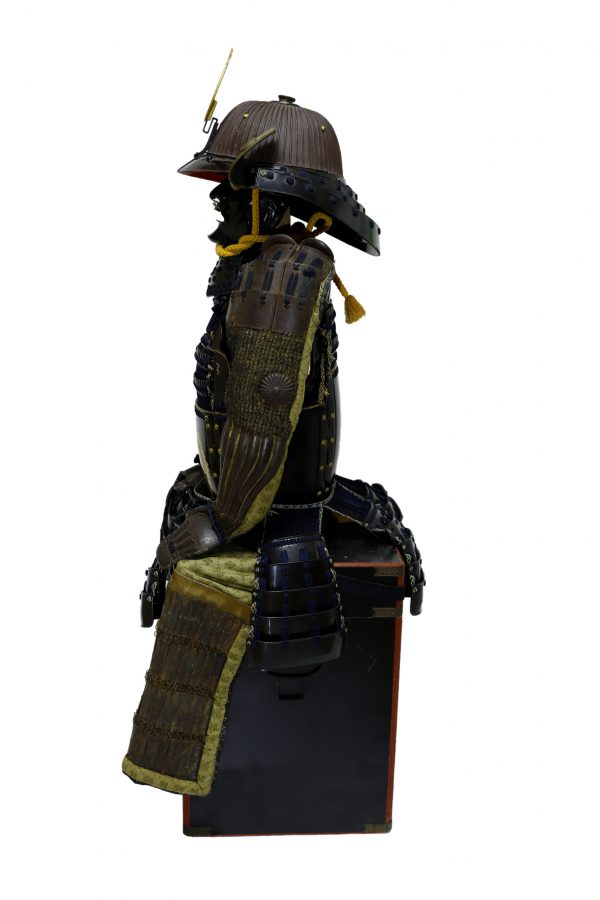 Antique Mid Edo Period <br>Samurai Armor <br>(Helmet Signed by Myochin) <strong><span style="color: #ff0000;"> Tokubetsu Kicho Shiryo</span></strong> Certificate (A-07) - Image 5