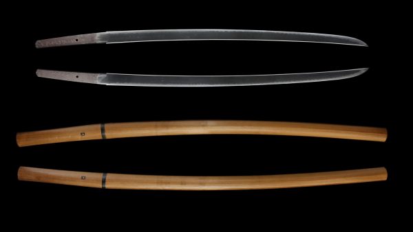Antique Japanese Sword Katana Signed by Minamoto Yoshitsugu<br> NBTHK <strong><span style="color: #ff0000;">Tokubetsu Hozon</span> </span></span></strong>Certificate - Image 9
