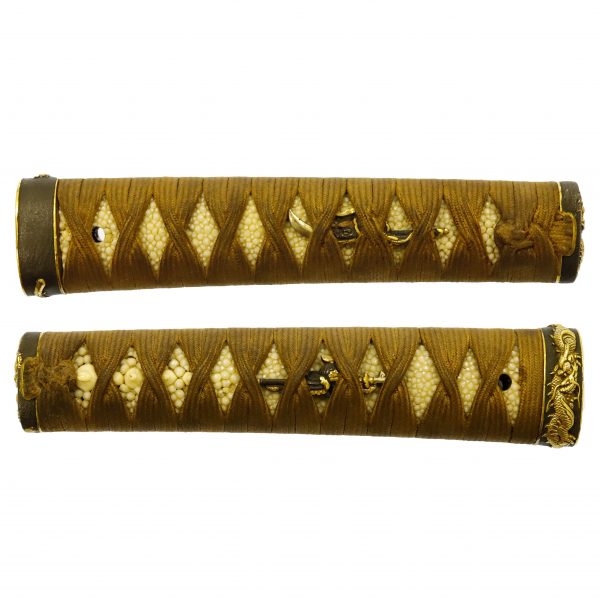 Antique Japanese Sword Wakizashi Signed by Awataguhi Omi no Kami Tadatsuna <br>NBTHK <span style="color: #ff0000;">Hozon</span> Certificate - Image 16