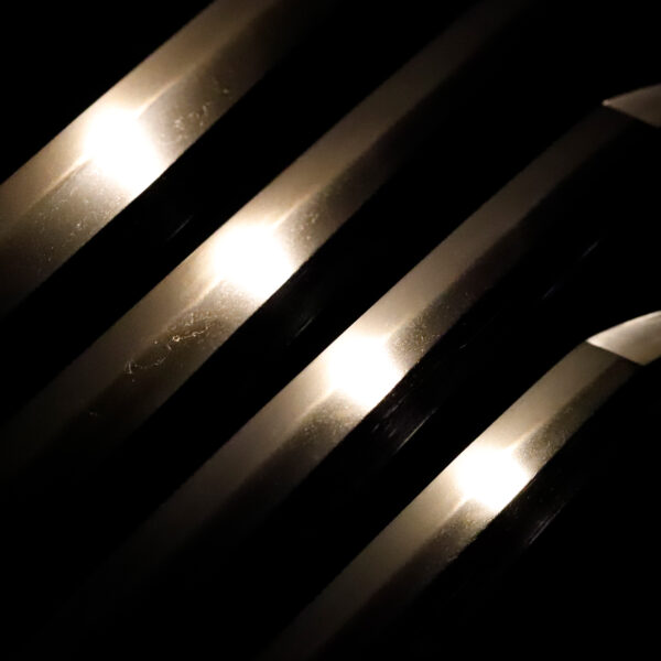 Antique Japanese Sword Katana Signed by Fujiwara Sadashige<br> NBTHK<span style="color: #ff0000;"><strong> Tokubetsu Hozon</strong> </span>Certificate - Image 4