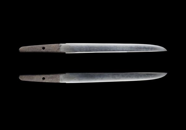 Antique Japanese Sword Tanto Attributed to Soshu Tsunahiro<br> NBTHK <span style="color: #ff0000;">Hozon </span>Certificate and Tokubetsu Kicho Kodogu with the Urushi box - Image 11