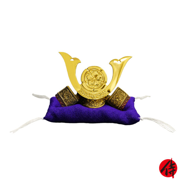 Takaoka Copper Crafts<br>Famous Samurai Helmet Figurine<br>Oda Nobunaga