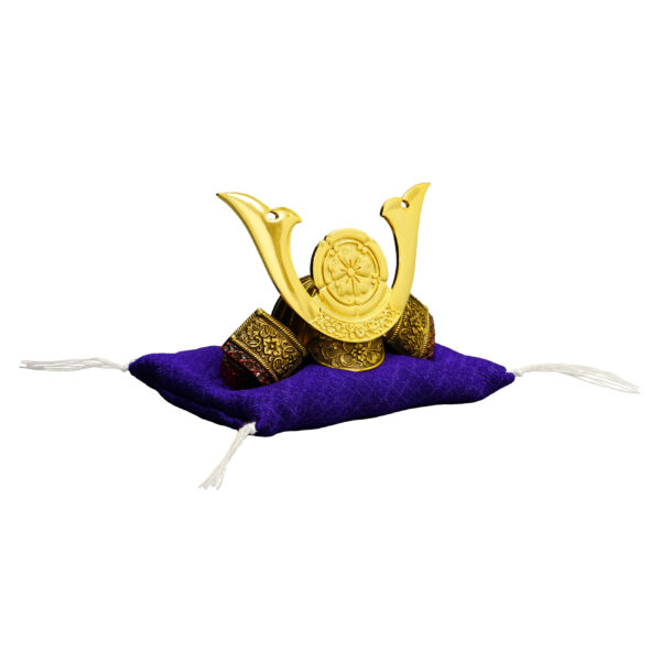 Takaoka Copper Crafts<br>Famous Samurai Helmet Figurine<br>Oda Nobunaga - Image 5