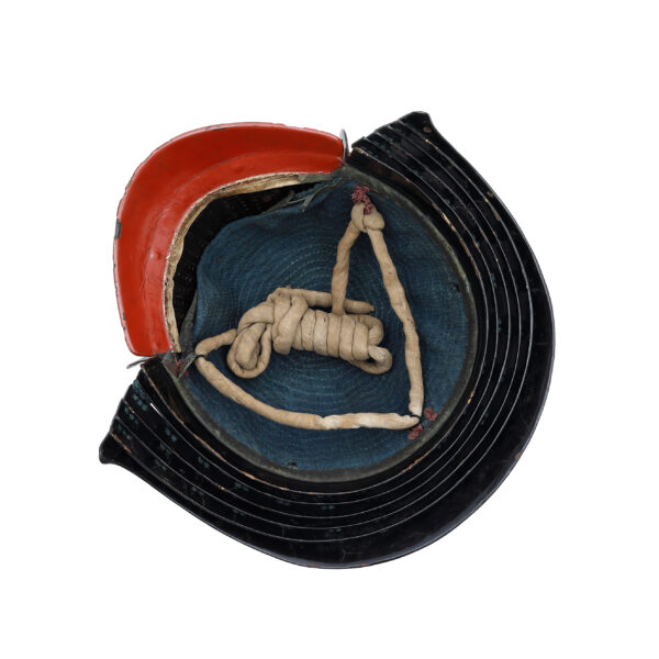 Antique Samurai Helmet <br>Mid-Edo Period <br>Rokujuyon Ken Koboshi Kabuto <br><span style="color: #ff0000;"><strong>Tokubetsu Kicho</strong></span> Shiryo Certificate</span> (KT-23) - Image 9