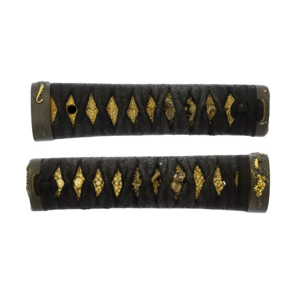 Antique Japanese Sword Wakizashi Signed by Nobuyoshi <br> NBTHK Kicho for the blade and Tokubetsu Kicho Tosogu for Koshirae - Image 17