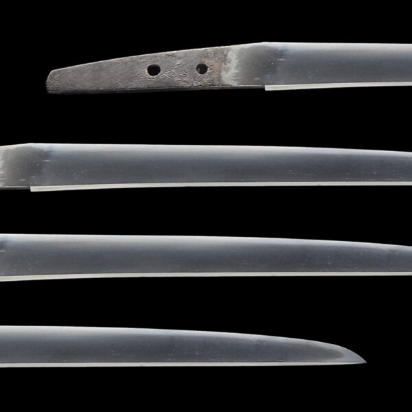Antique Japanese Sword Tanto Signed by Kanetoku<br> NBTHK <span style="color: #ff0000;">Hozon </span>Certificate - Image 2