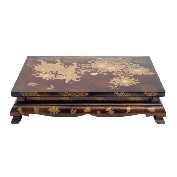 Antique Japanese Makie Table<br>Karajishi Botan Zu - Image 5