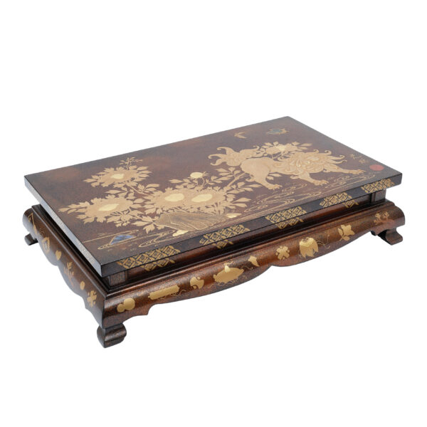 Antique Japanese Makie Table<br>Karajishi Botan Zu - Image 7