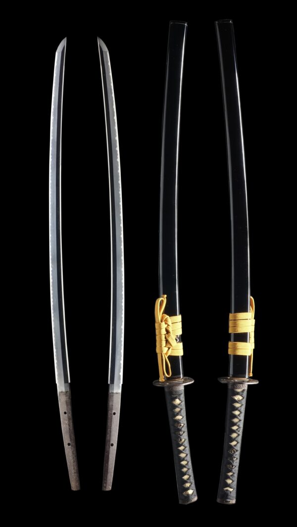 Antique Japanese Sword Katana Signed by Yamato no Kami Minamoto Hironobu<br> NBTHK <span style="color: #ff0000;">Hozon </span>Certificate - Image 7