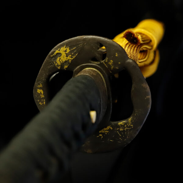 Antique Japanese Sword Katana Signed by Yamato no Kami Minamoto Hironobu<br> NBTHK <span style="color: #ff0000;">Hozon </span>Certificate - Image 13