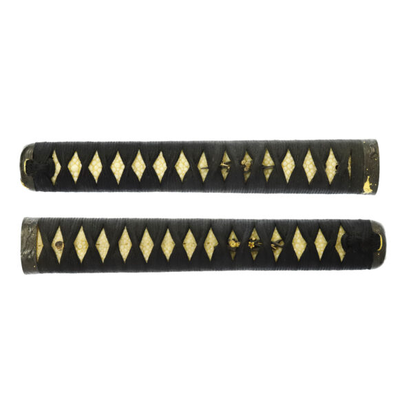 Antique Japanese Sword Wakizashi Signed by the late-gen Echizen Yasutsugu <br>NBTHK <span style="color: #ff0000;"><strong> Tokubetsu Hozon</strong> </span>Certificate - Image 17