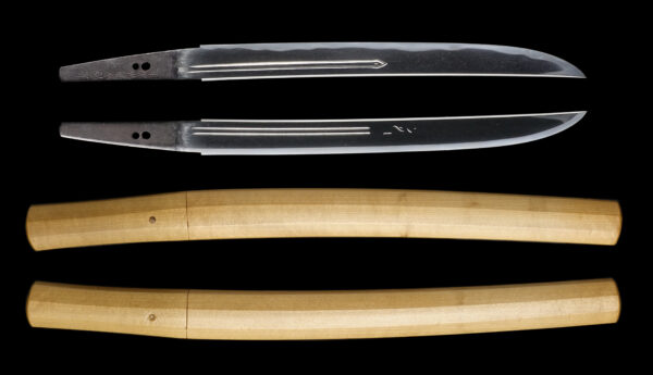 Antique Japanese Sword Wakizashi Signed by Fujiwara Hiroyuki <br><span style="color: #000000;">NBTHK <span style="color: #5accff;"><strong>JUYO TOKEN</strong></span> Certificate</span> - Image 17