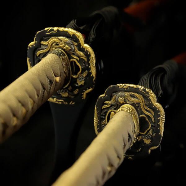 Antique Japanese Sword Daisho Signed by Kunitsuna/ Kuniyuki<br> NBTHK <span style="color: #ff0000;"><strong>Tokubetsu Hozon</strong></span> and <span style="color: #ff0000;">Hozon</span> Certificate - Image 2