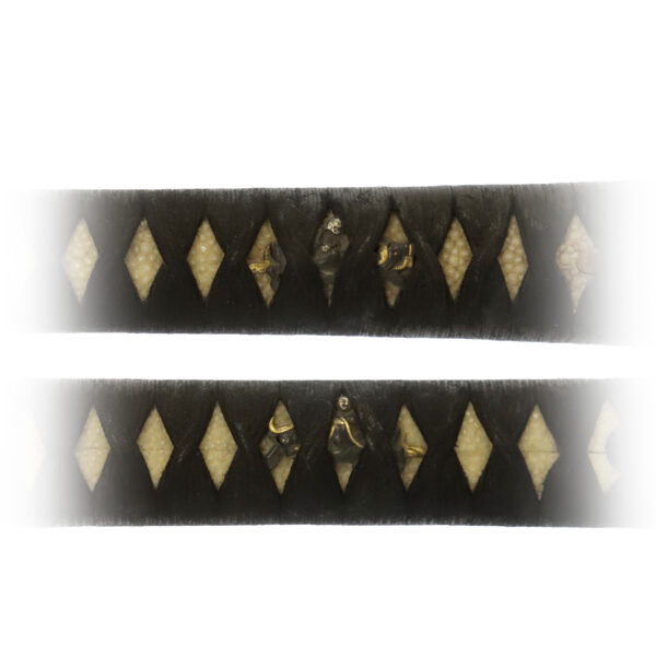 Antique Japanese Sword Katana attributed to Izumi no Kami Kaneshige<br> NBTHK <span style="color: #ff0000;">Hozon </span>Certificate - Image 17