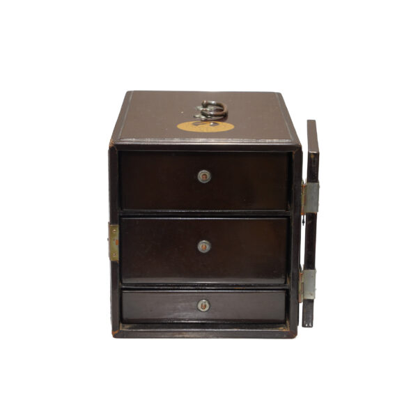 Antique Japanese Lacquer Box<br>(Tsurumaru-01) - Image 7