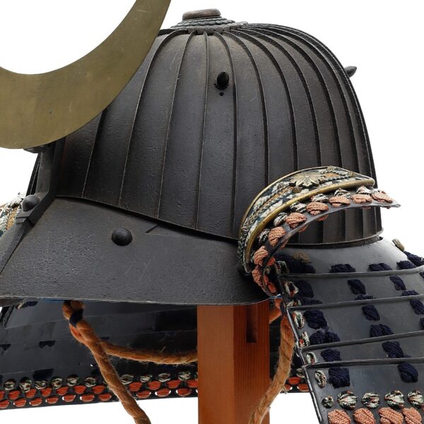 Antique Samurai Helmet <br>Late Edo Period Sanjuni Ken Suji Kabuto with <span style="color: #ff0000;"><strong>Tokubetsu Kicho</strong></span> Shiryo Certificate</span></strong> (KT-32) - Image 12