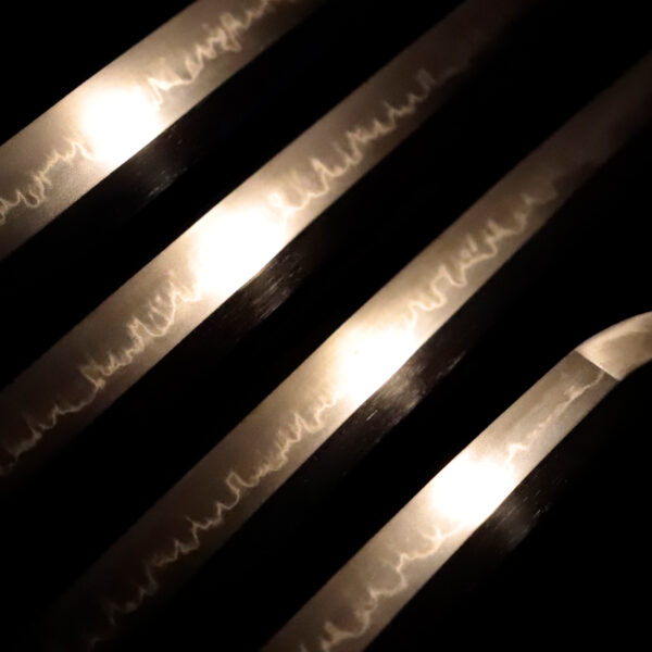 Antique Japanese Sword Katana Signed by Yasutsuna <br>NBTHK<span style="color: #ff0000;"><strong> Tokubetsu Hozon</strong> </span>Certificate - Image 5