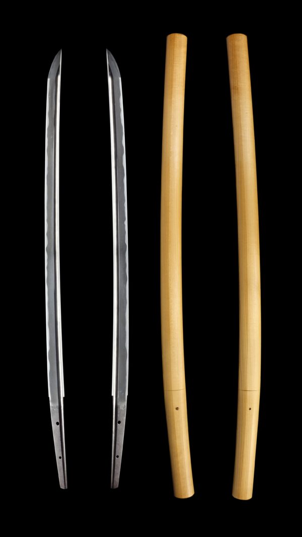 Antique Japanese Sword Katana Attributed to Den Naoe Kanetomo<br><span style="color: #000000;">NBTHK <span style="color: #5accff;"><strong>JUYO TOKEN</strong></span> Certificate</span> - Image 8