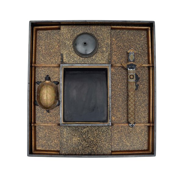Japanese lacquer box<br>-Makie Suzuri Bako<br> Jakago Chidori Zu (Suzuribako-14) - Image 4