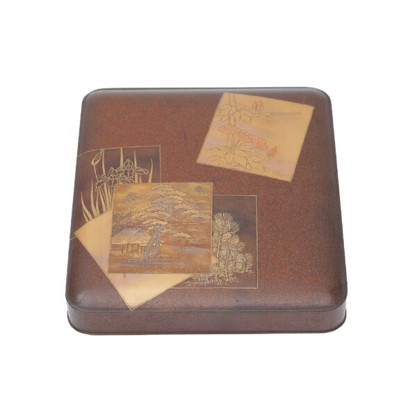 Japanese lacquer box<br>-Makie Suzuri Bako<br> Matsu ni Hana Zu (Suzuribako-15) - Image 3