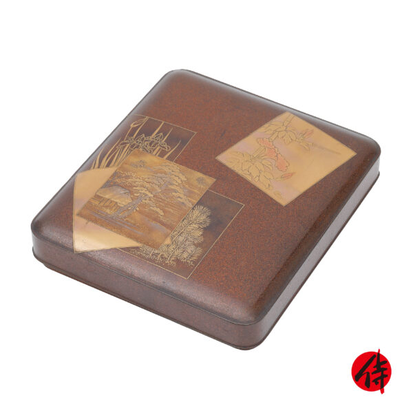 Japanese lacquer box<br>-Makie Suzuri Bako<br> Matsu ni Hana Zu (Suzuribako-15)