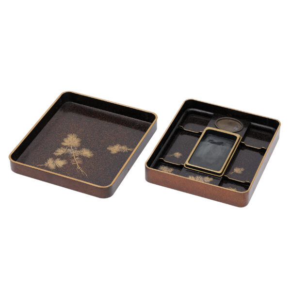Japanese lacquer box<br>-Makie Suzuri Bako<br> Matsu ni Hana Zu (Suzuribako-15) - Image 5