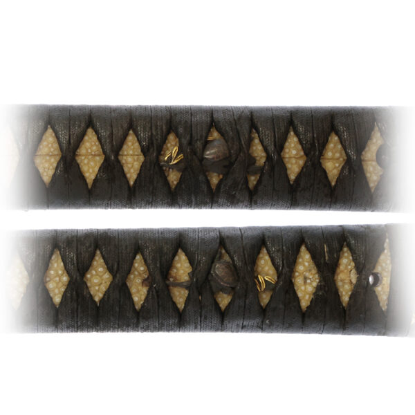 Antique Japanese Sword Katana Signed by Omi no Kami Minamoto Hisamichi<br>NBTHK<span style="color: #ff0000;"><strong> Tokubetsu Hozon</strong> </span>Certificate - Image 18