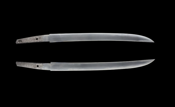 Antique Japanese Sword Wakizashi Signed by Dewa no Kuni Ju Katsuhide<br> NBTHK <span style="color: #ff0000;"><strong> Tokubetsu Hozon</strong> </span>Certificate - Image 12
