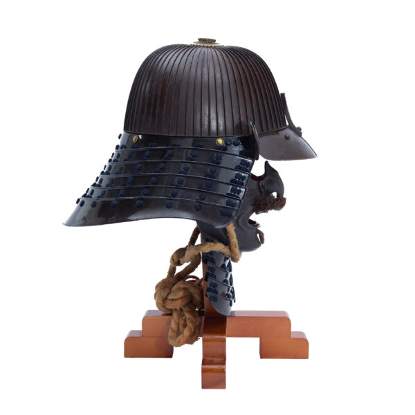 Antique Samurai Helmet <br>Mid Edo Period <br>Rokujuni Ken Suji Kabuto <br><span style="color: #ff0000;"><strong>Tokubetsu Kicho</strong></span> Shiryo Certificate</span> (KT-38) - Image 5