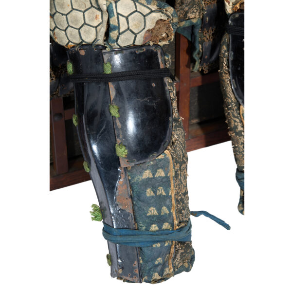 Antique Mid Edo Period Samurai Armor <strong><span style="color: #ff0000;"> Tokubetsu Kicho Shiryo</span></strong> Certificate (A-40) - Image 26