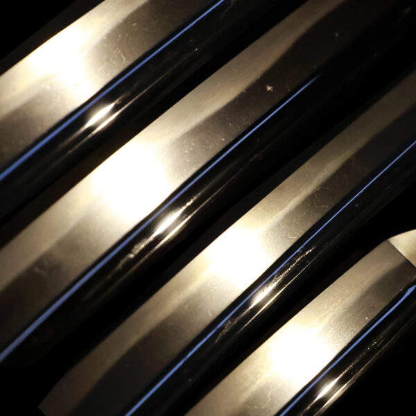 Antique Japanese Sword Katana Attributed to Den Rai Kunitsugu<br>NBTHK<span style="color: #ff0000;"><strong> Tokubetsu Hozon</strong> </span>Certificate - Image 4