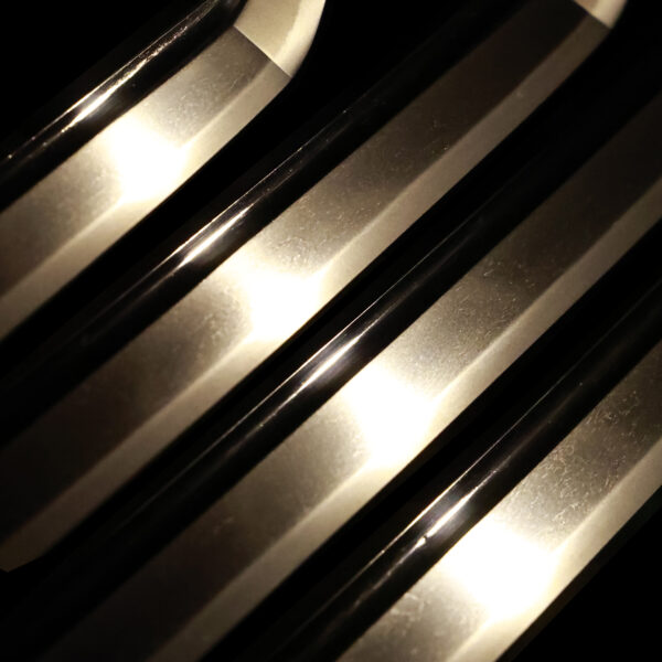 Antique Japanese Sword Katana Attributed to Ko Mihara <br><span style="color: #000000;">NBTHK <span style="color: #5accff;"><strong>JUYO TOKEN</strong></span> Certificate</span> - Image 5