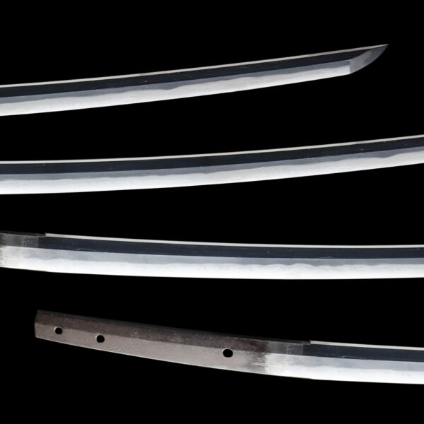 Antique Japanese Sword Katana Attributed to Kashu Ietsugu <br>NBTHK <span style="color: #ff0000;">Hozon </span>Certificate - Image 3