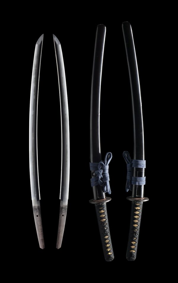 Antique Japanese Sword Wakizashi Signed by Tanba no Kami Yoshimichi <br>NBTHK <span style="color: #ff0000;">Hozon </span>Certificate - Image 8